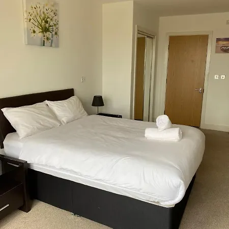 Spacious 2 Bedroom Apartment At The Postbox Birmingham Exterior photo