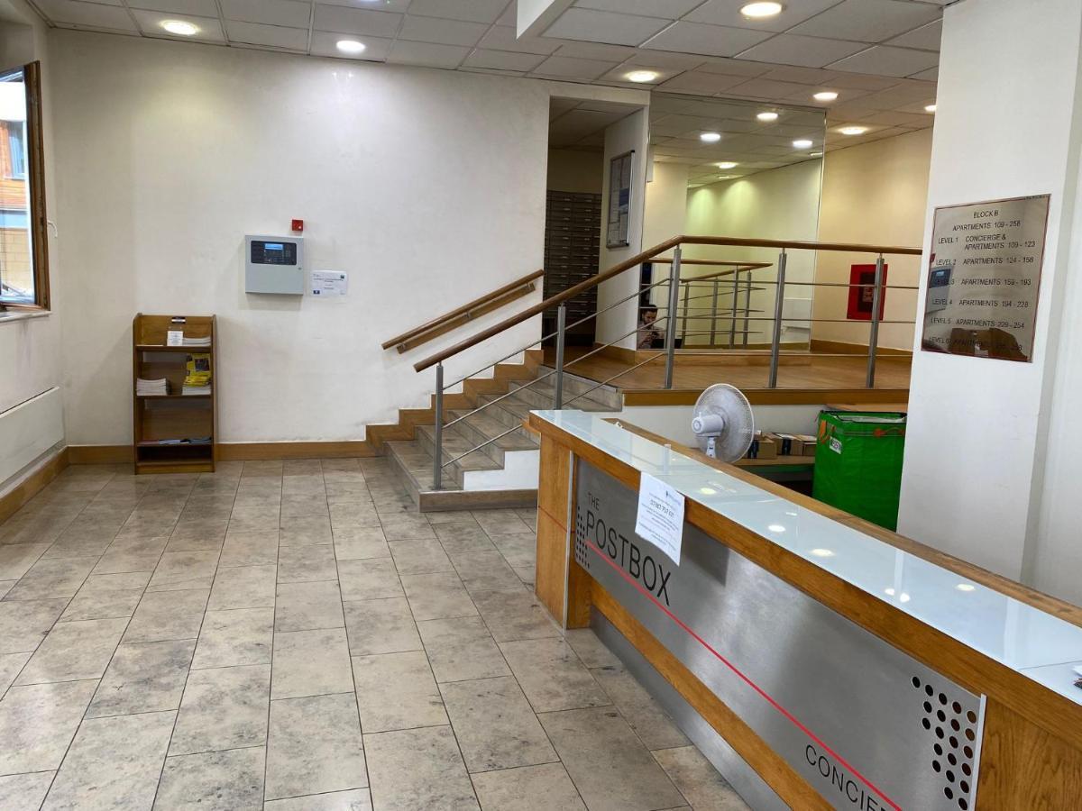Spacious 2 Bedroom At The Postbox Birmingham